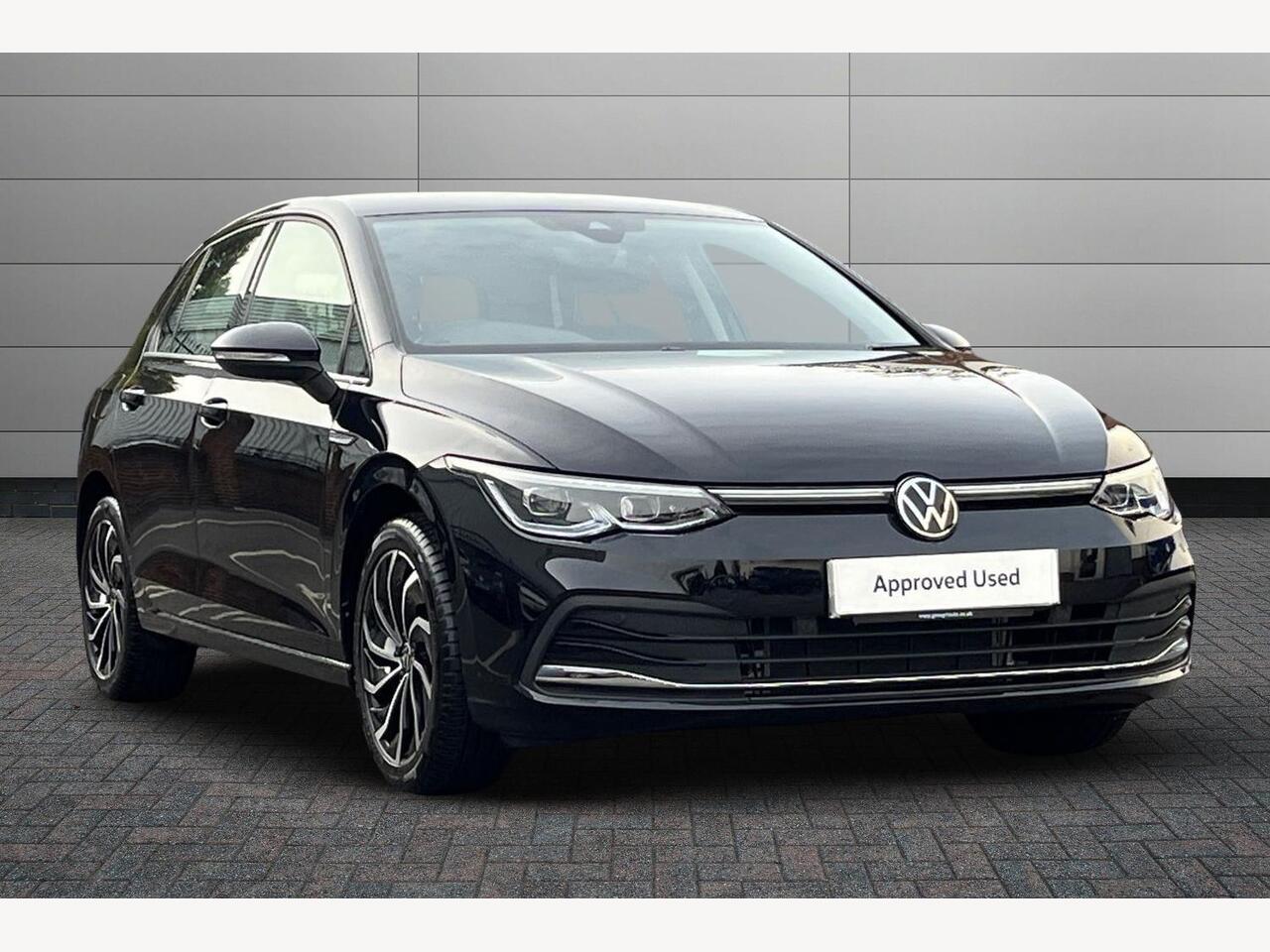 Main listing image - Volkswagen Golf