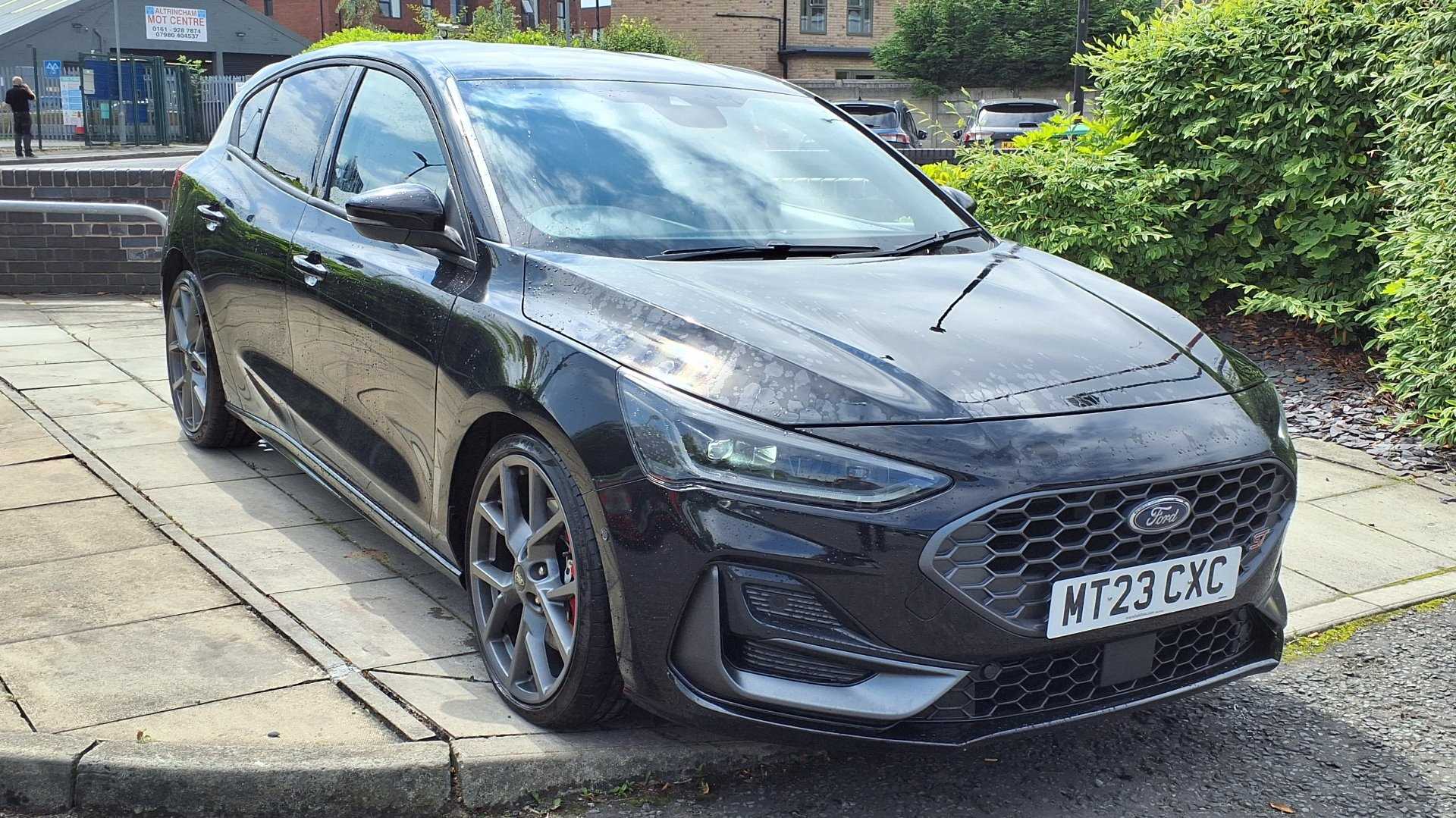 Main listing image - Ford Focus ST