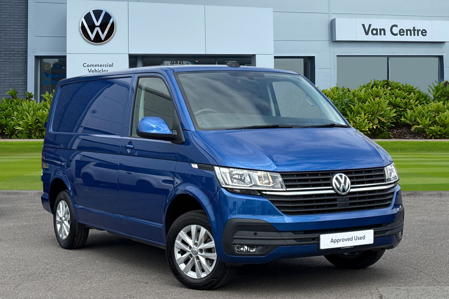 Main listing image - Volkswagen Transporter