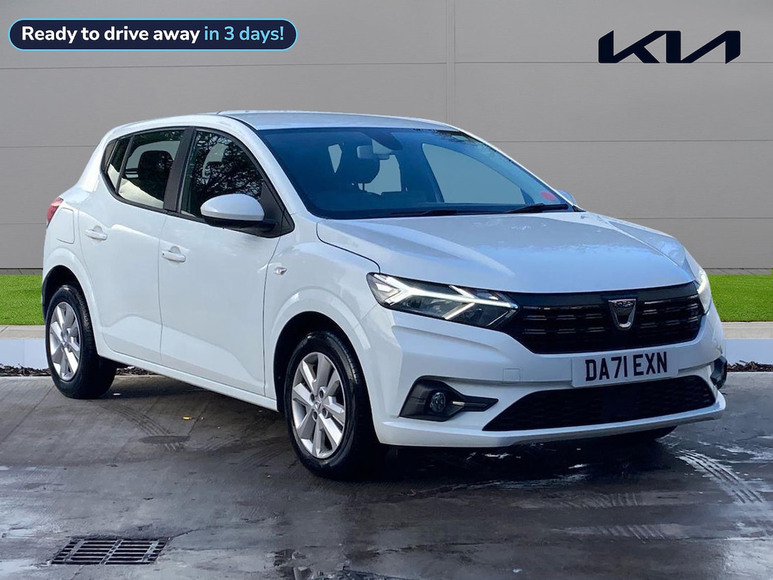 Main listing image - Dacia Sandero