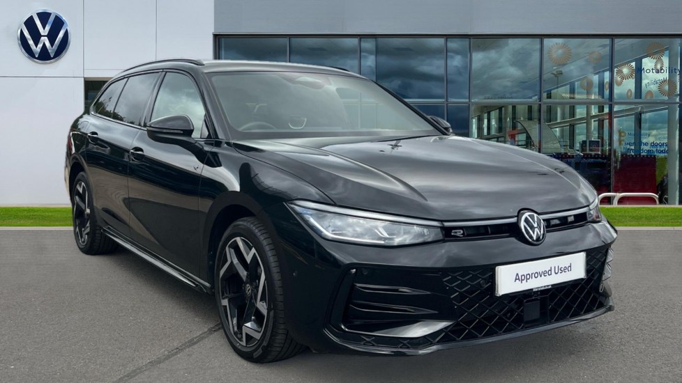 Main listing image - Volkswagen Passat Estate