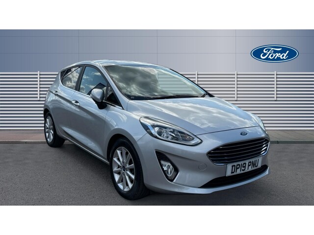 Main listing image - Ford Fiesta