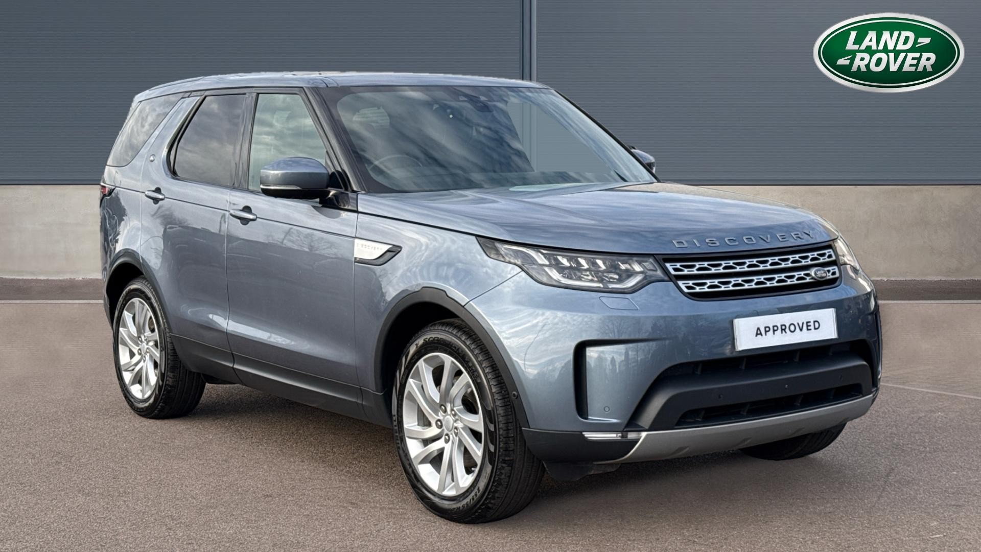 Main listing image - Land Rover Discovery