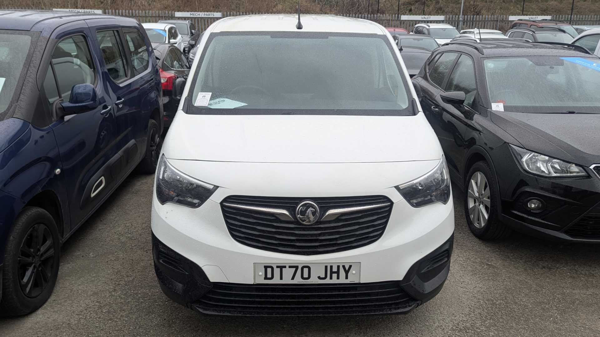 Main listing image - Vauxhall Combo Cargo