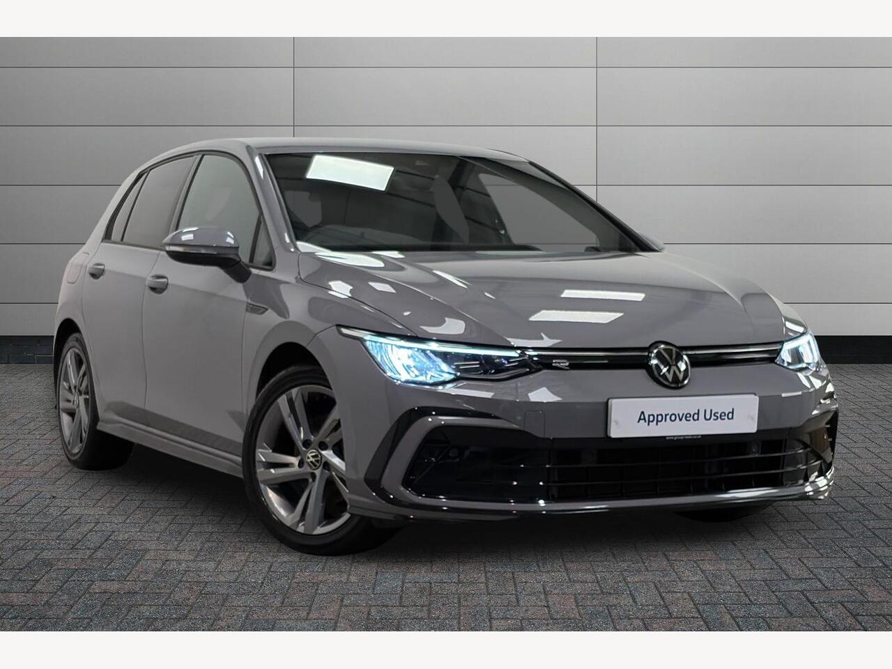 Main listing image - Volkswagen Golf