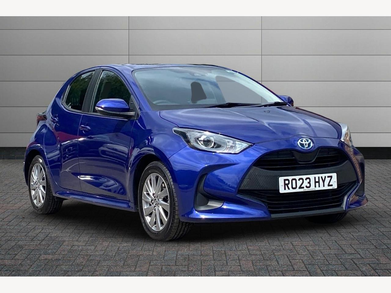 Main listing image - Toyota Yaris
