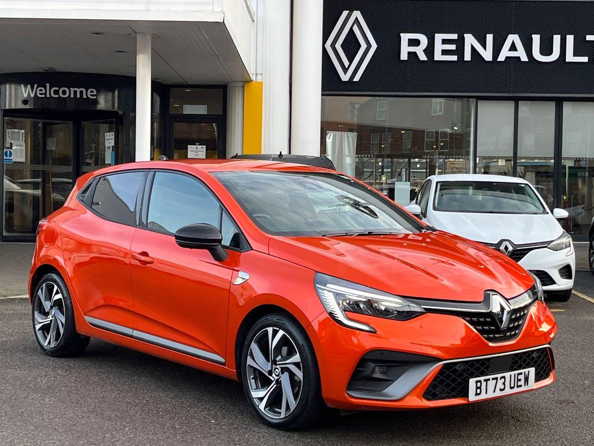 Main listing image - Renault Clio