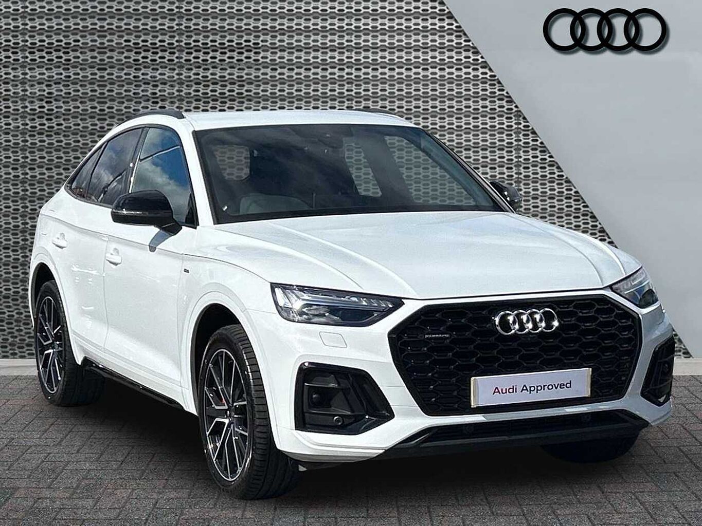 Main listing image - Audi Q5