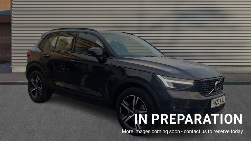 Main listing image - Volvo XC40