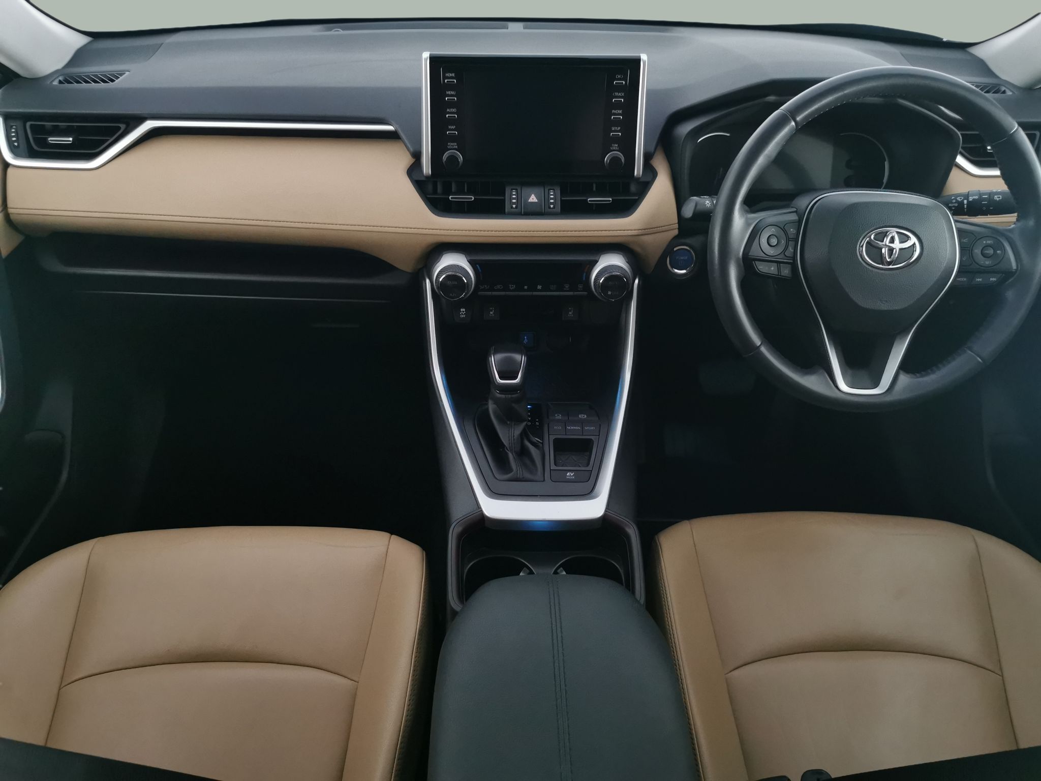 Main listing image - Toyota RAV4