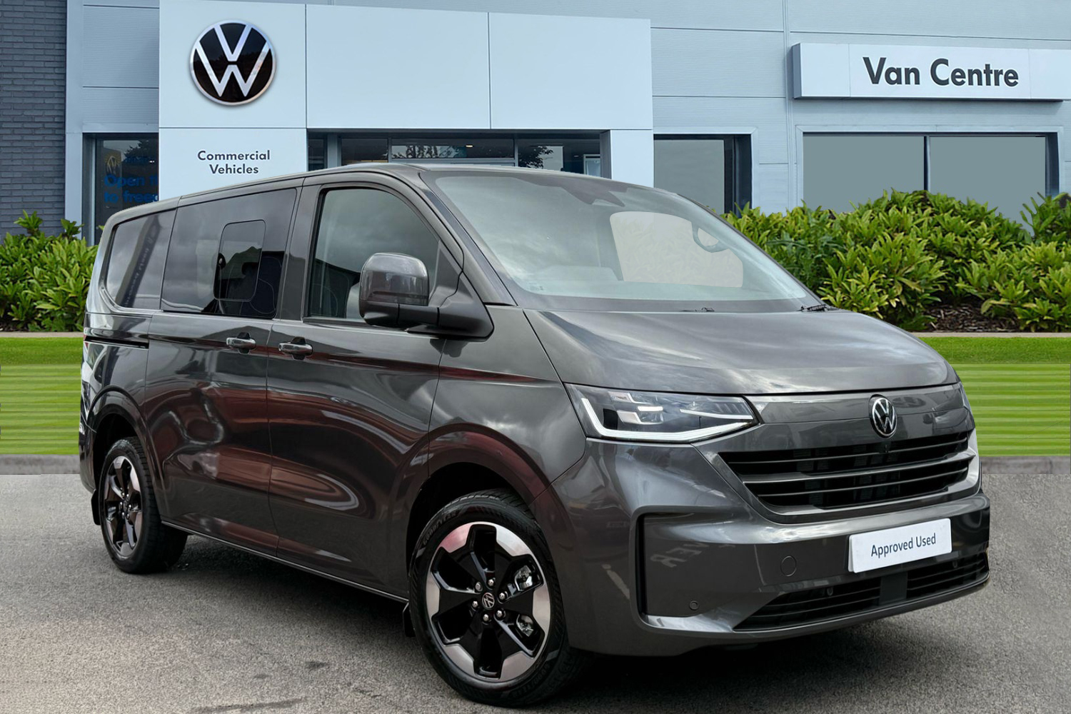 Main listing image - Volkswagen Transporter