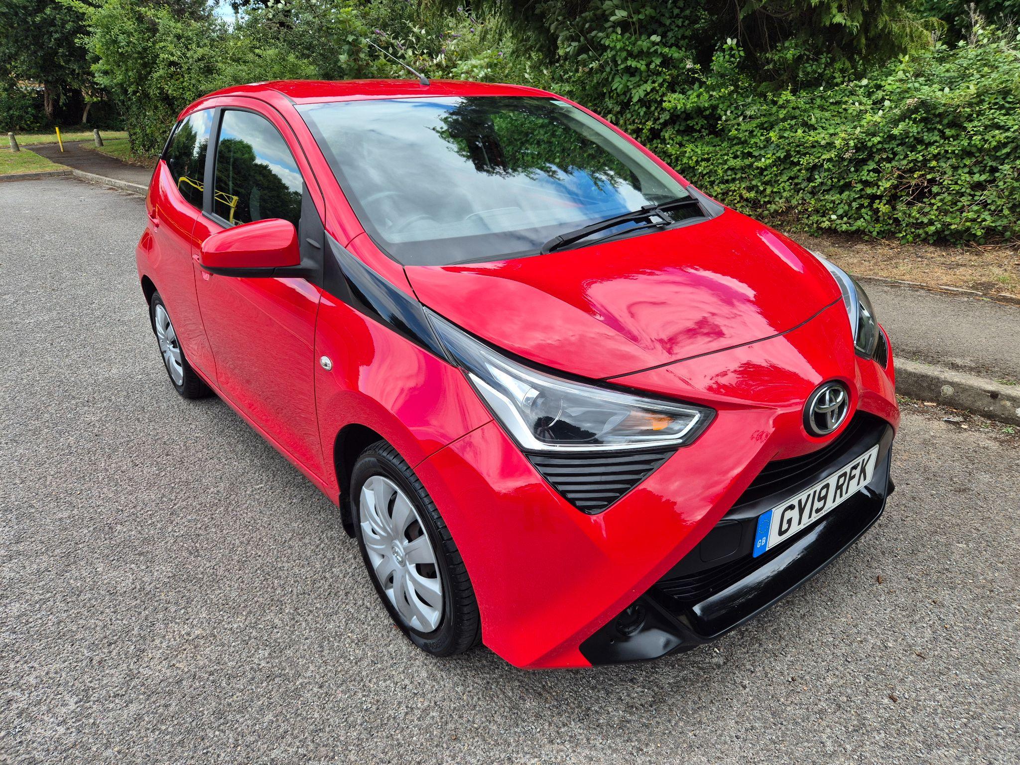 Main listing image - Toyota Aygo