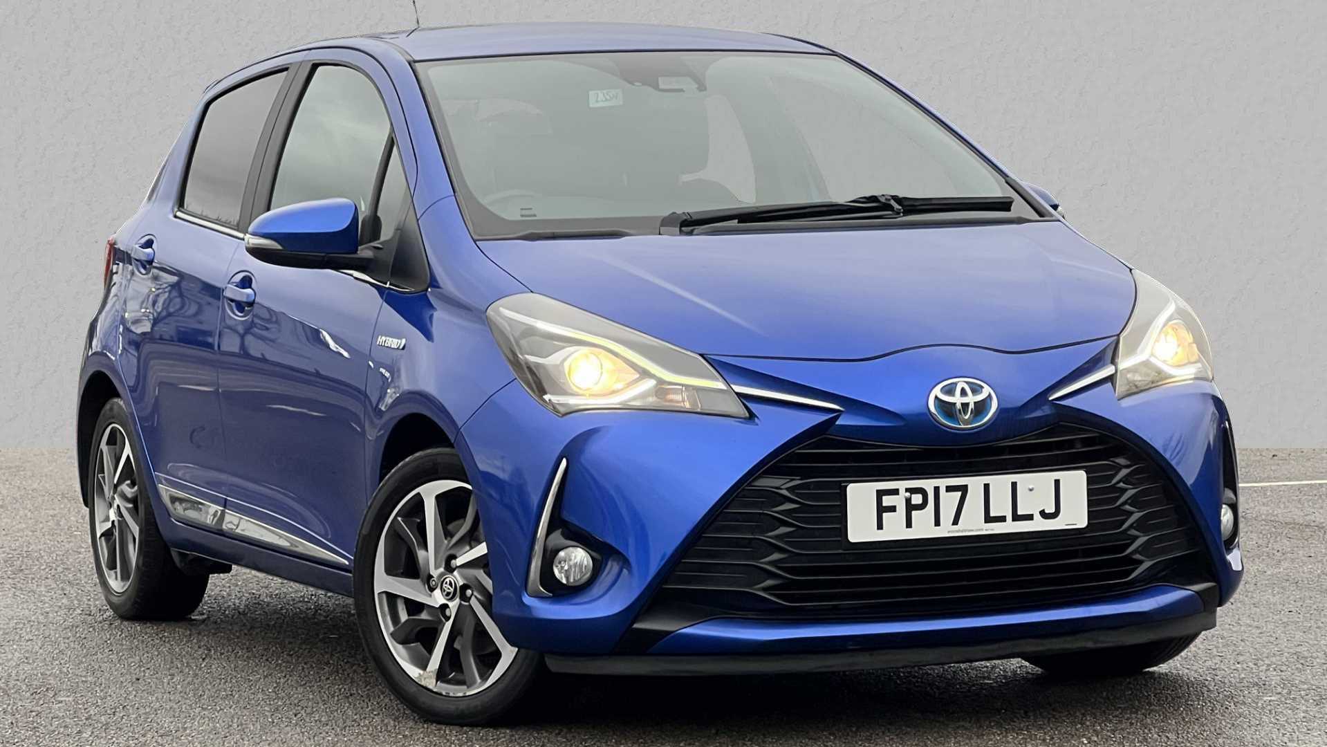 Main listing image - Toyota Yaris