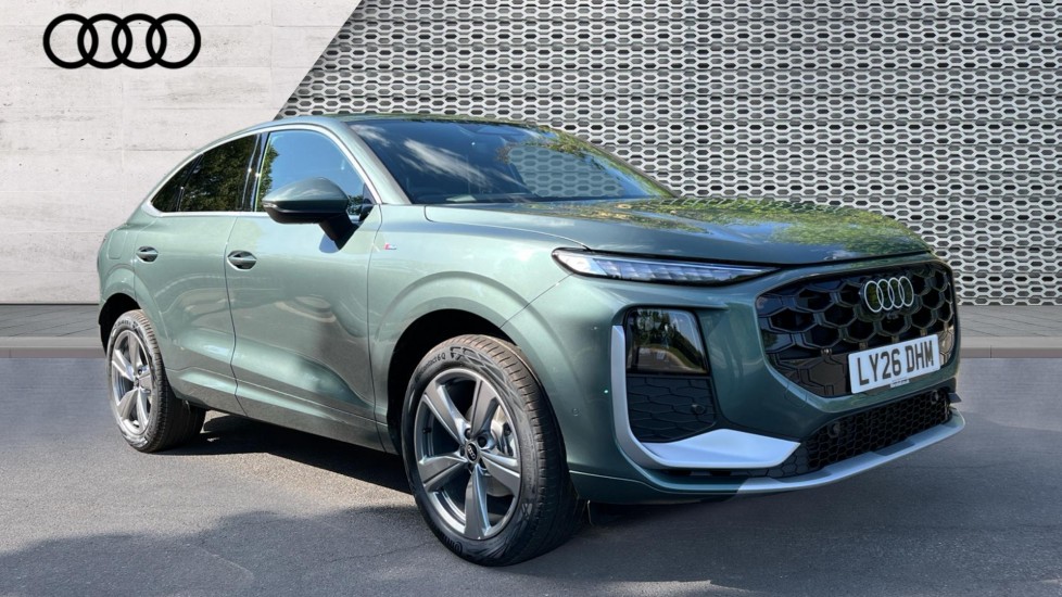 Main listing image - Audi Q3