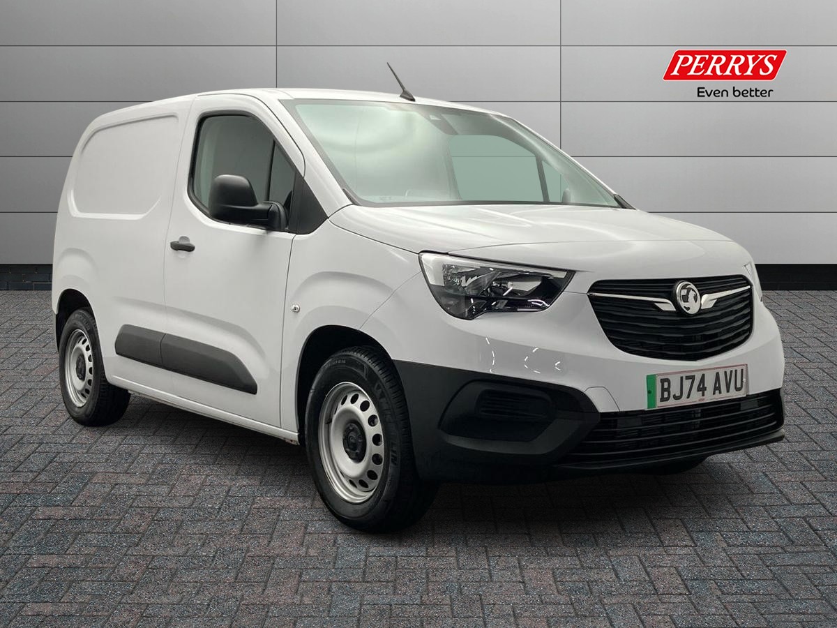 Main listing image - Vauxhall Combo Cargo-e