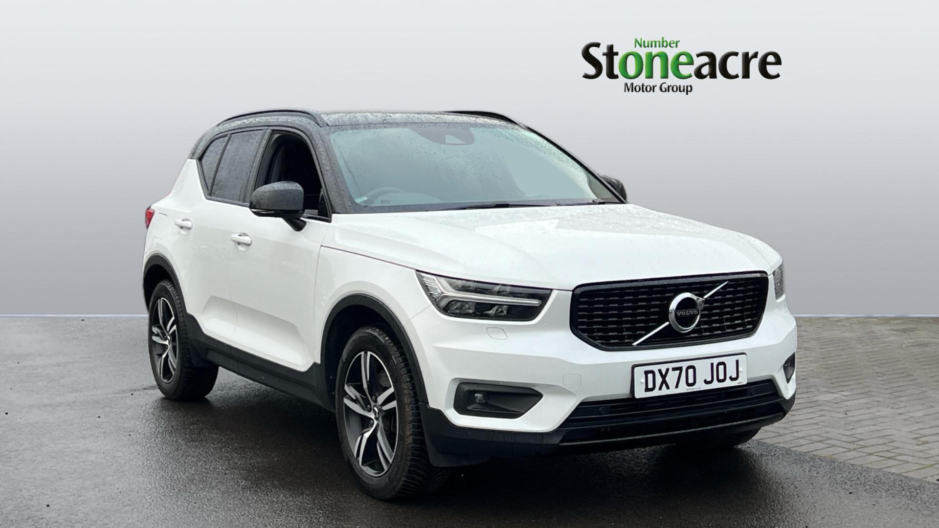 Main listing image - Volvo XC40