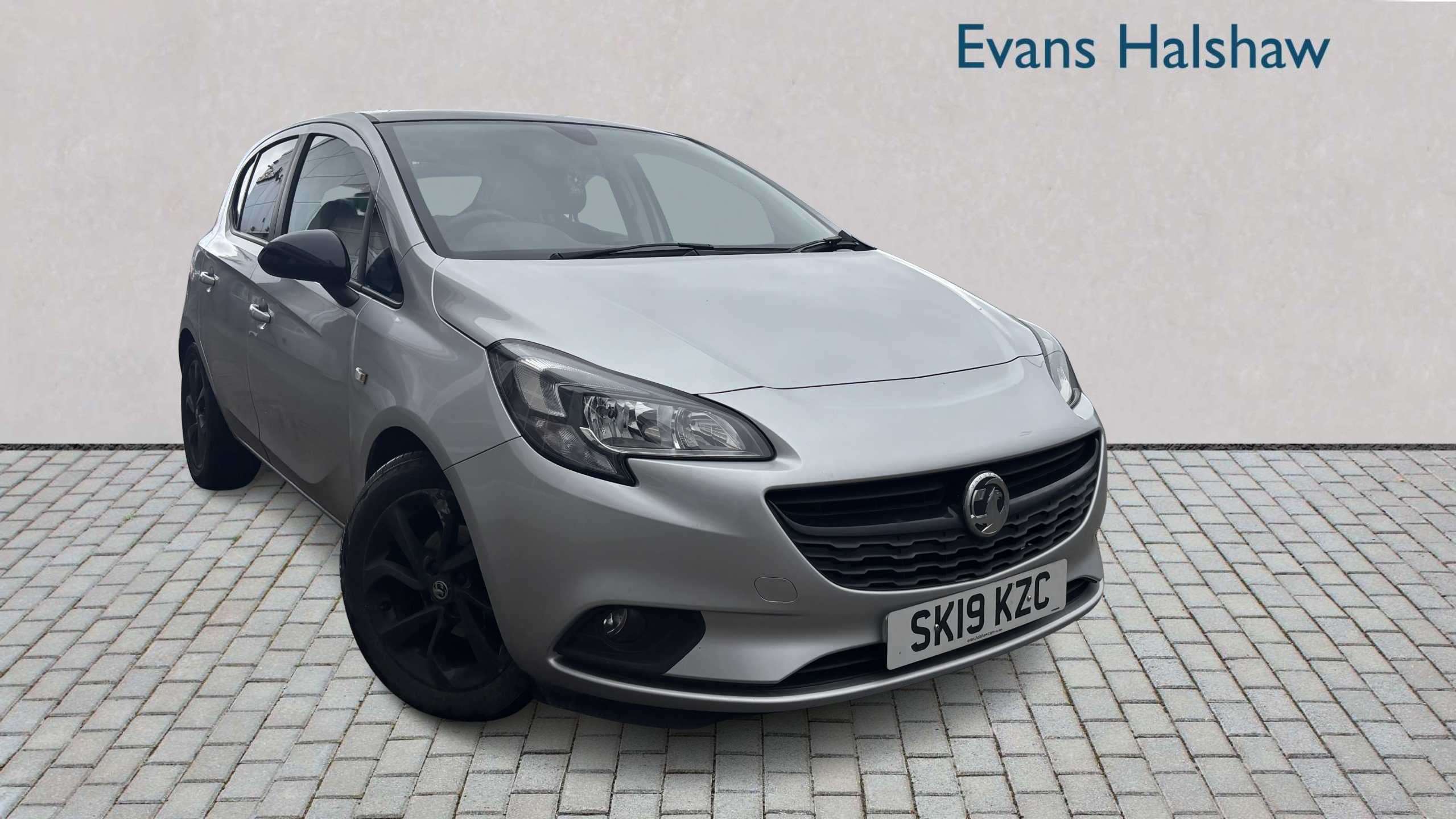 Main listing image - Vauxhall Corsa