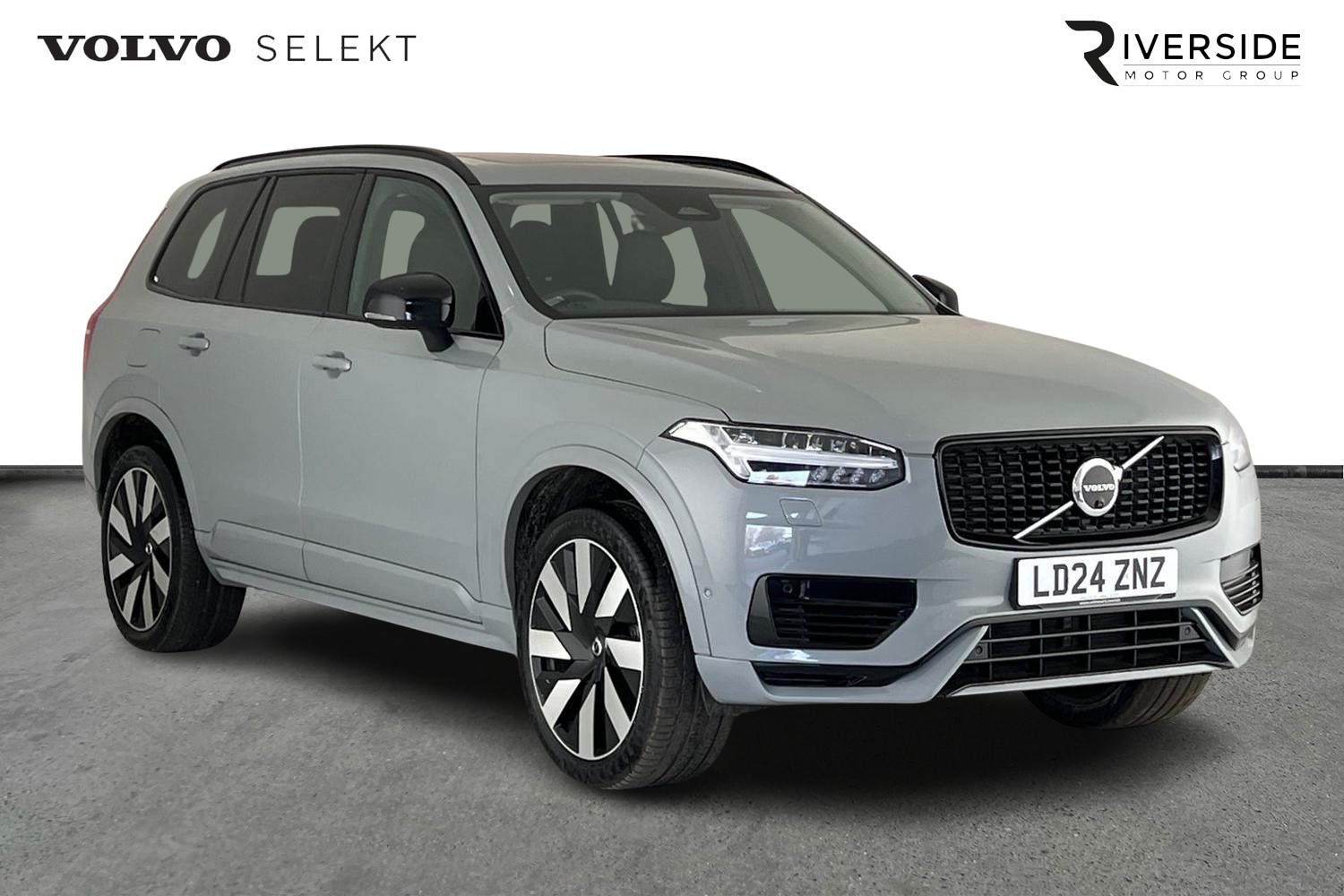 Main listing image - Volvo XC90