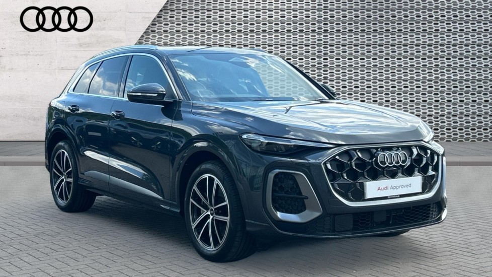 Main listing image - Audi Q5