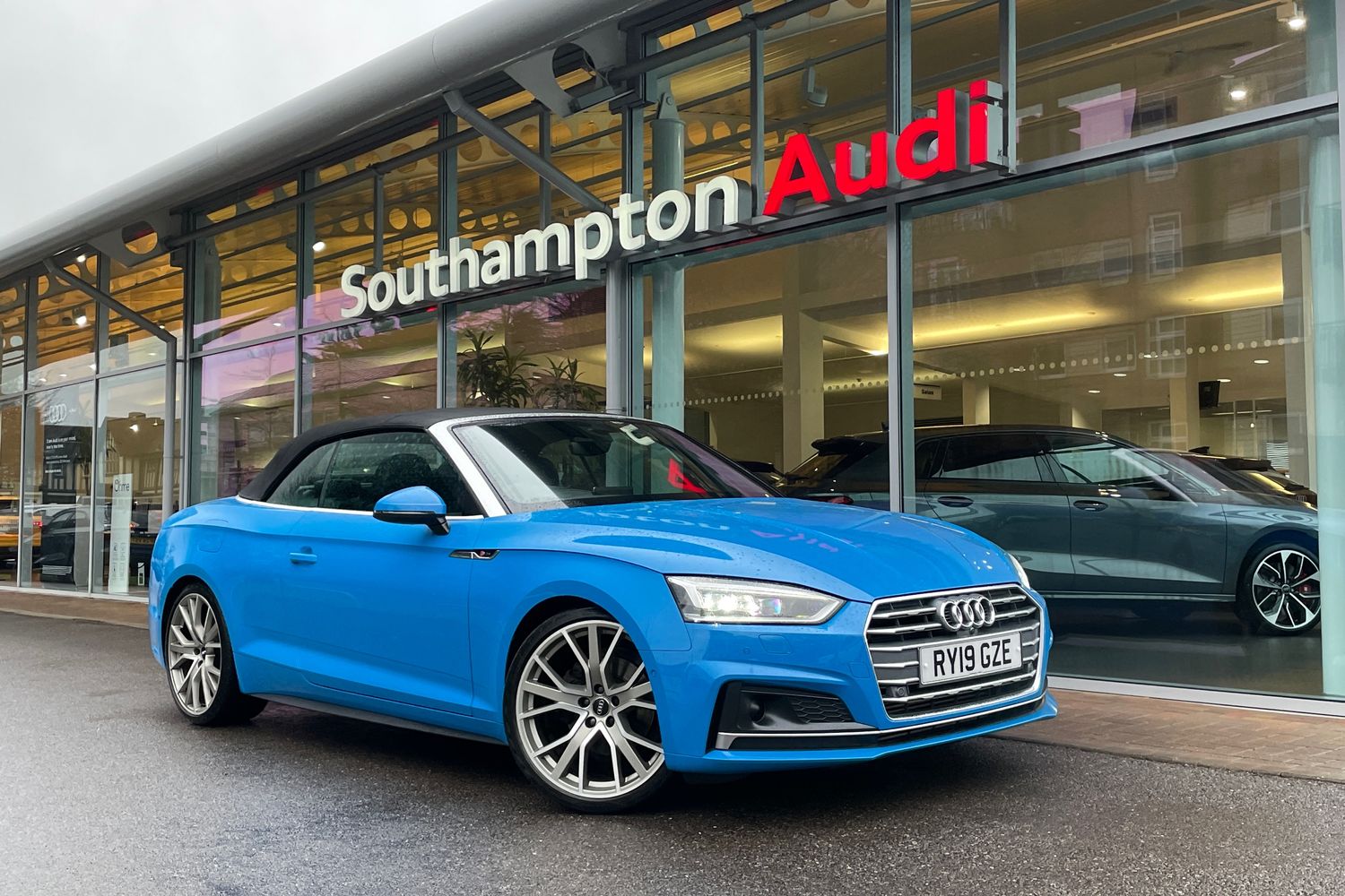 Main listing image - Audi A5 Cabriolet