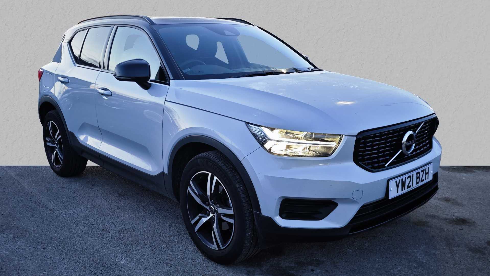 Main listing image - Volvo XC40