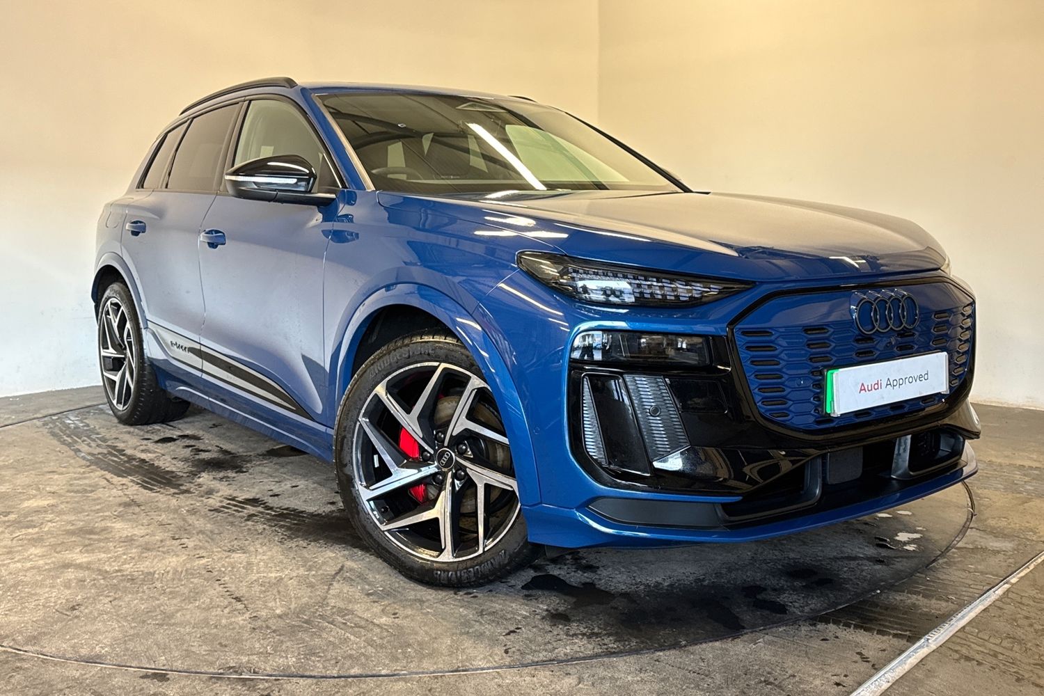 Main listing image - Audi Q6 E Tron