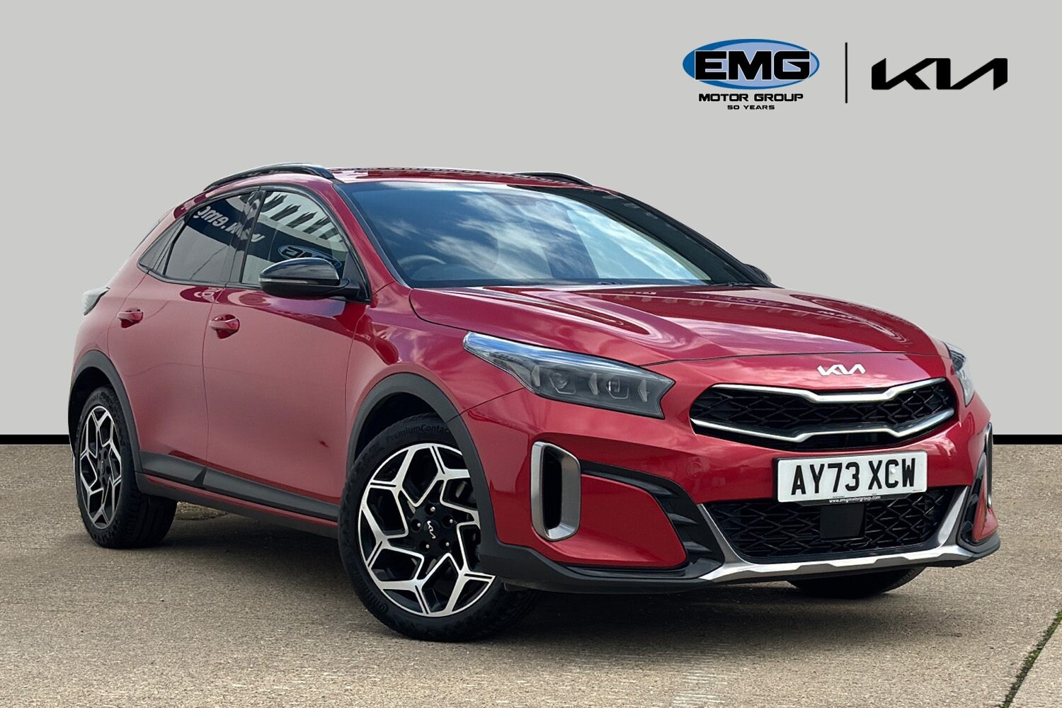 Main listing image - Kia XCeed