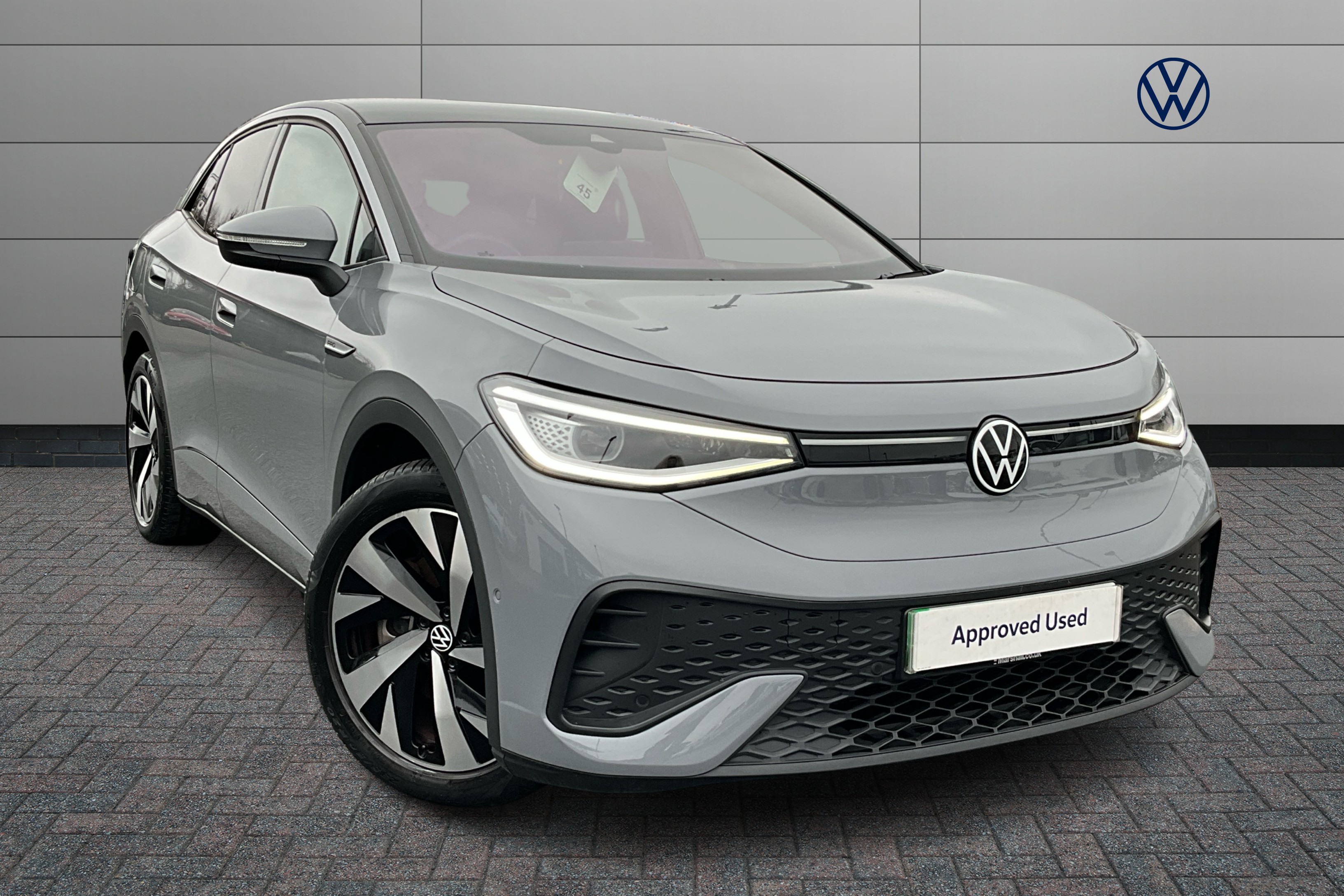 Main listing image - Volkswagen ID.5