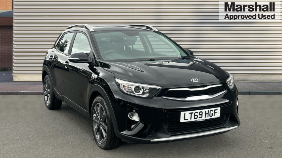 Main listing image - Kia Stonic
