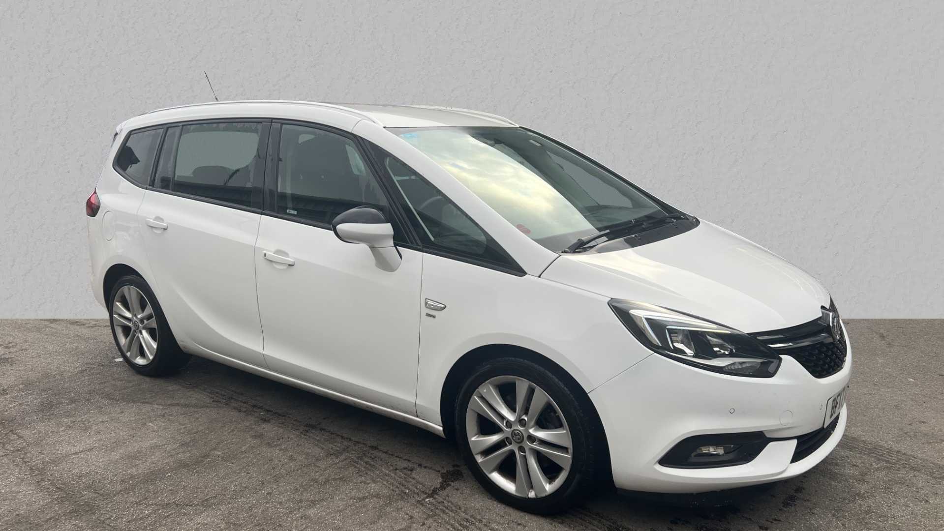 Main listing image - Vauxhall Zafira