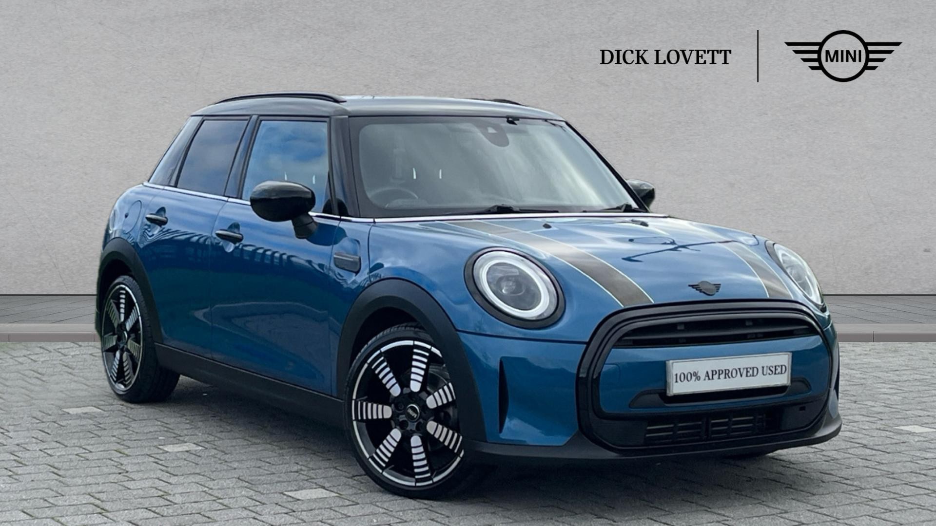 Main listing image - MINI Hatchback 5dr