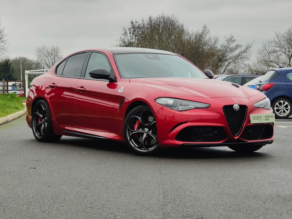 Main listing image - Alfa Romeo Giulia