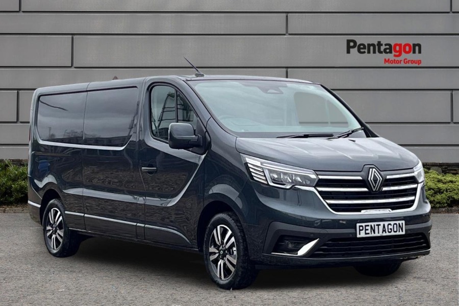 Main listing image - Renault Trafic