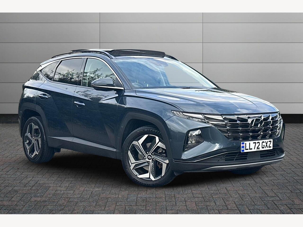 Main listing image - Hyundai Tucson