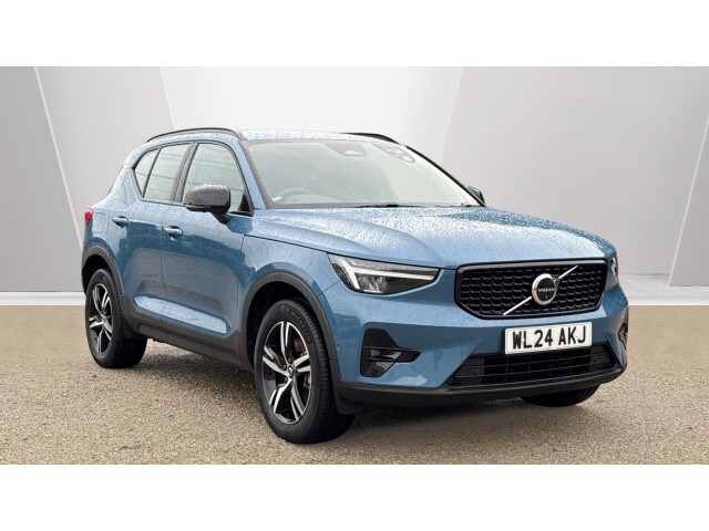 Main listing image - Volvo XC40