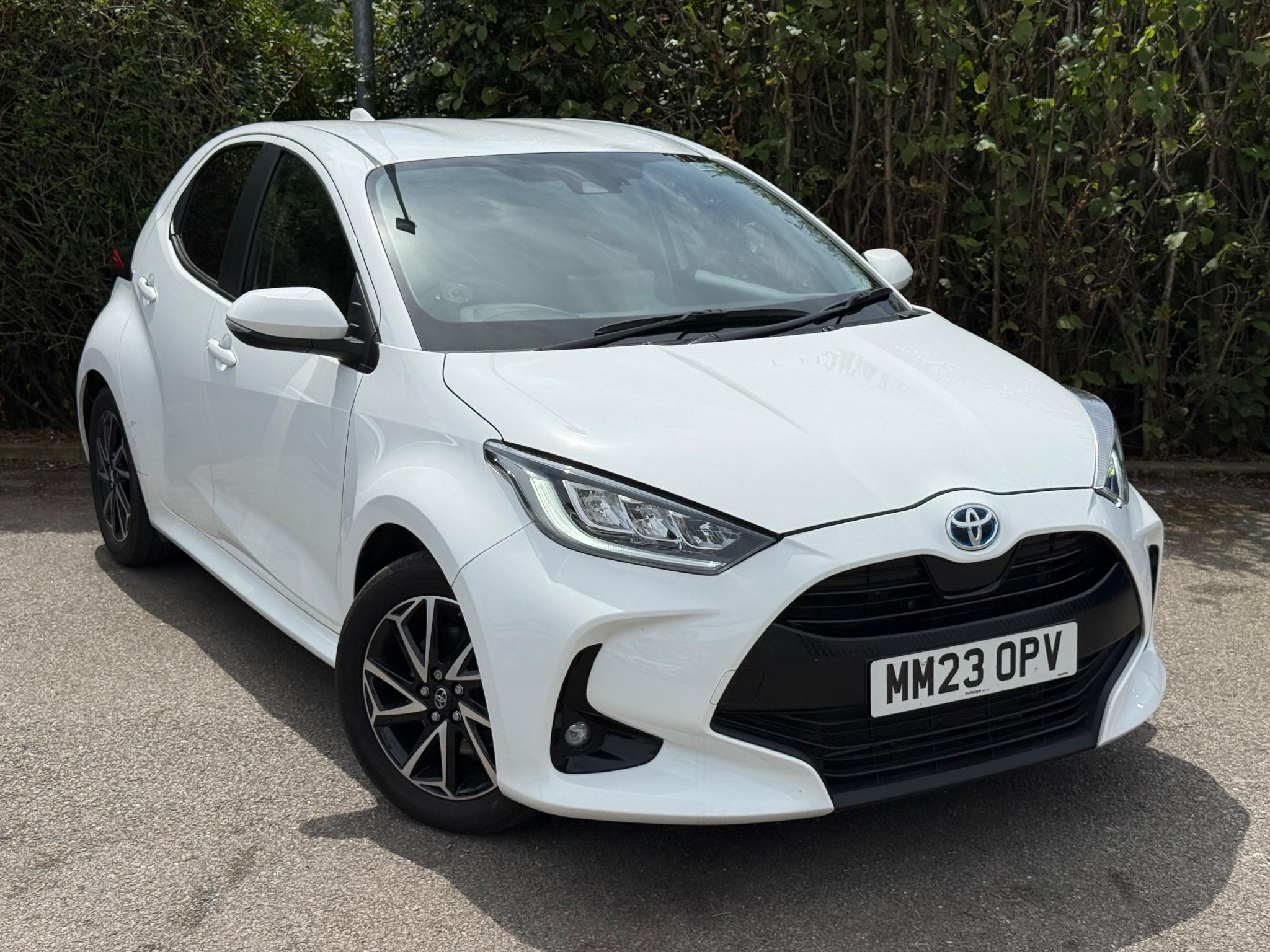 Main listing image - Toyota Yaris