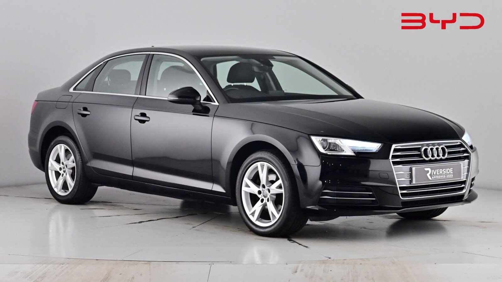 Main listing image - Audi A4