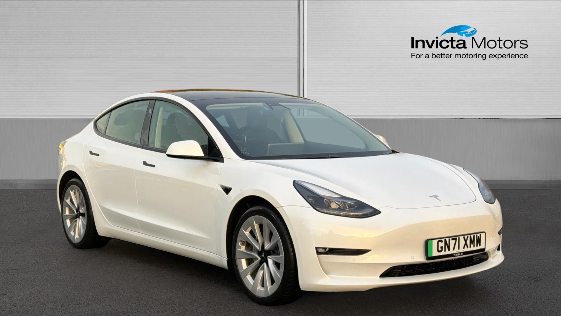 Main listing image - Tesla Model 3