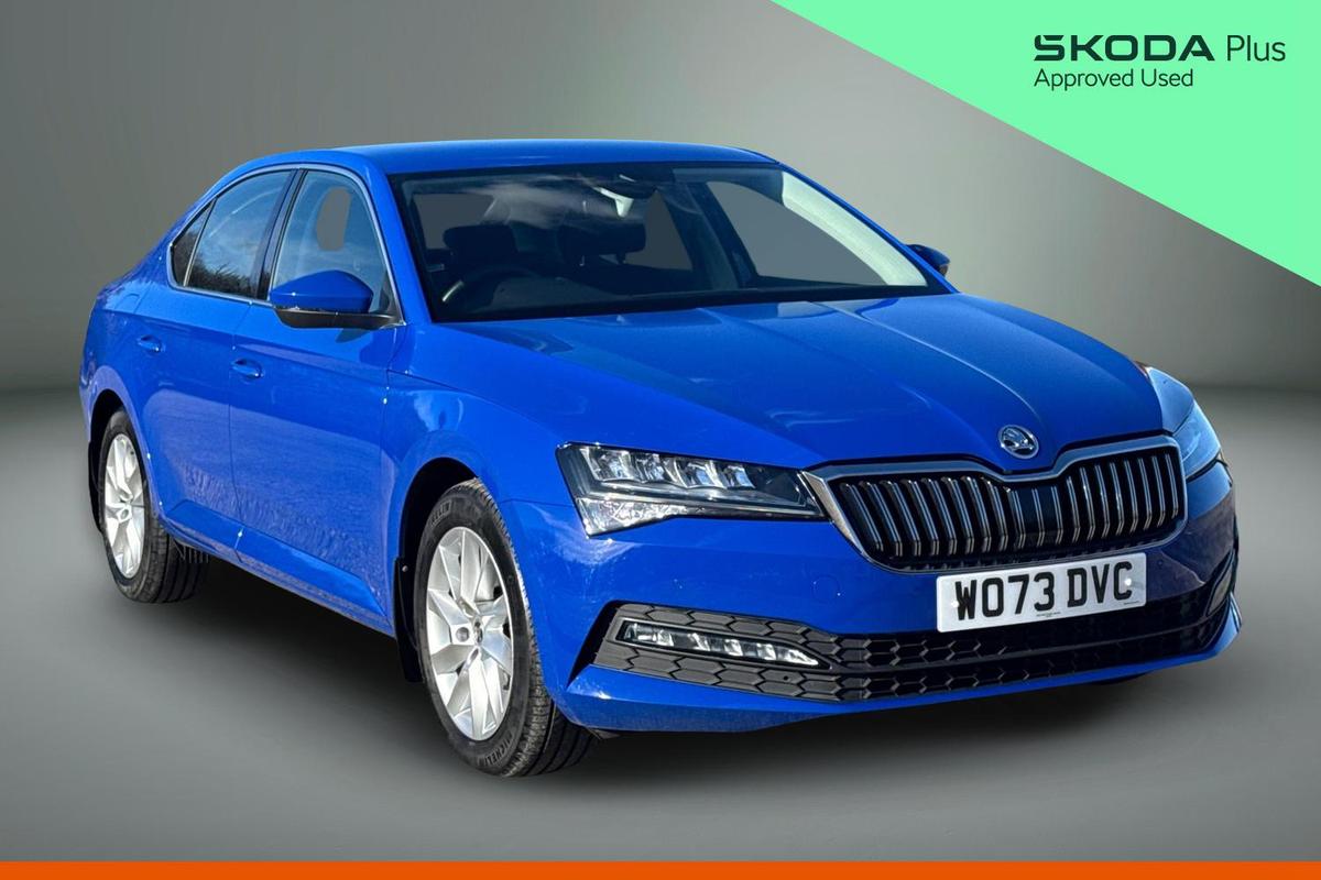 Main listing image - Skoda Superb