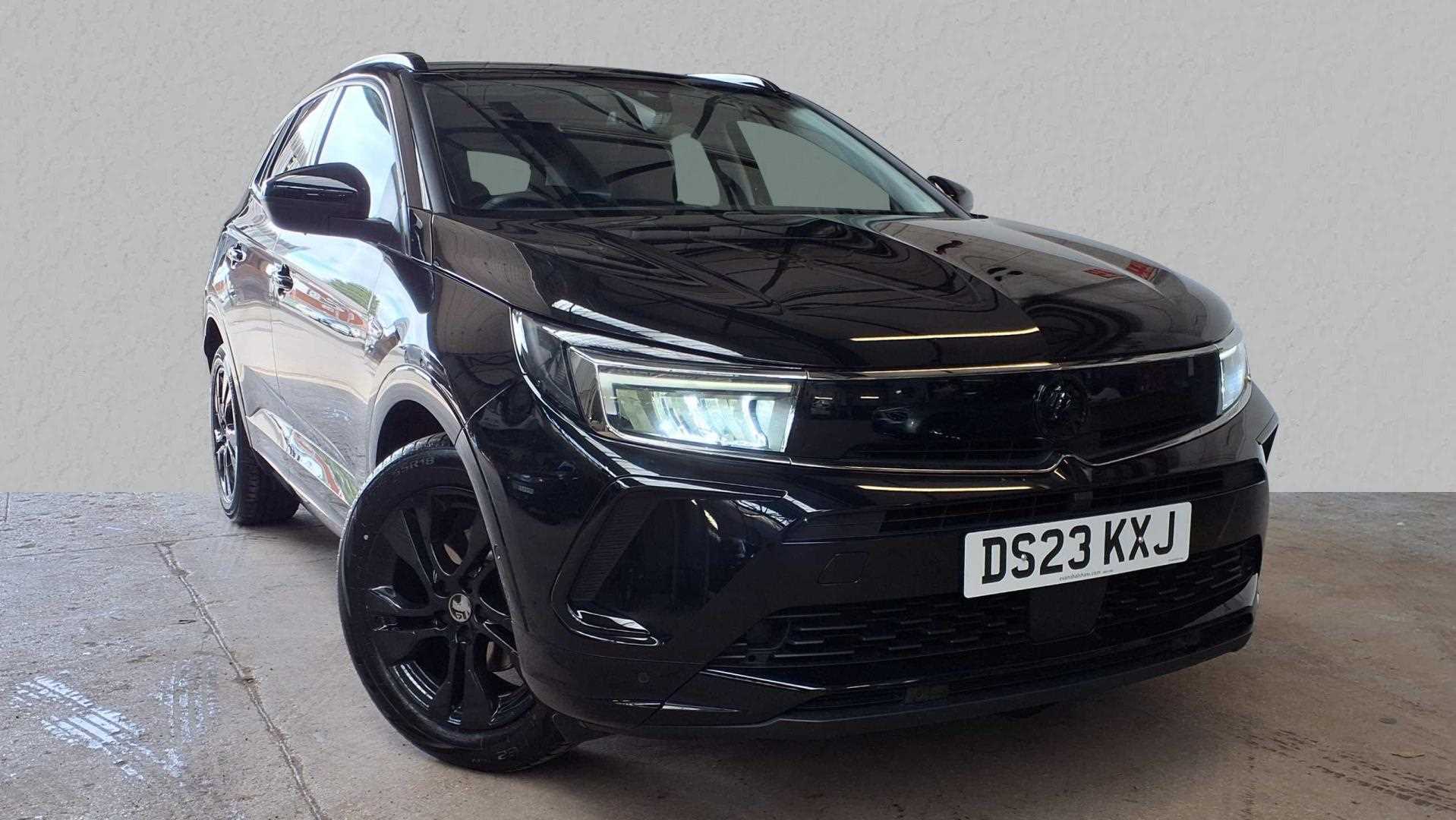 Main listing image - Vauxhall Grandland
