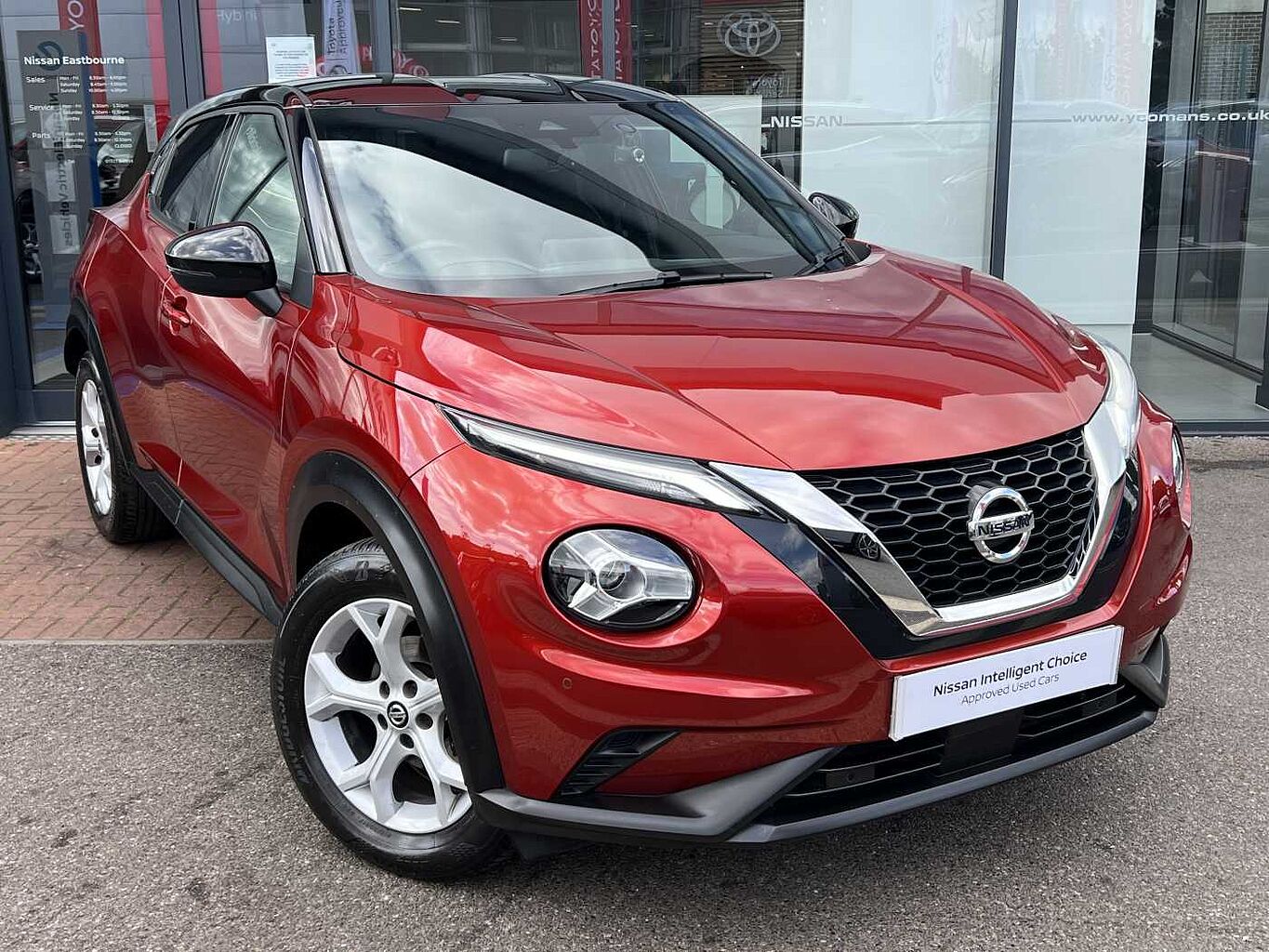 Main listing image - Nissan Juke