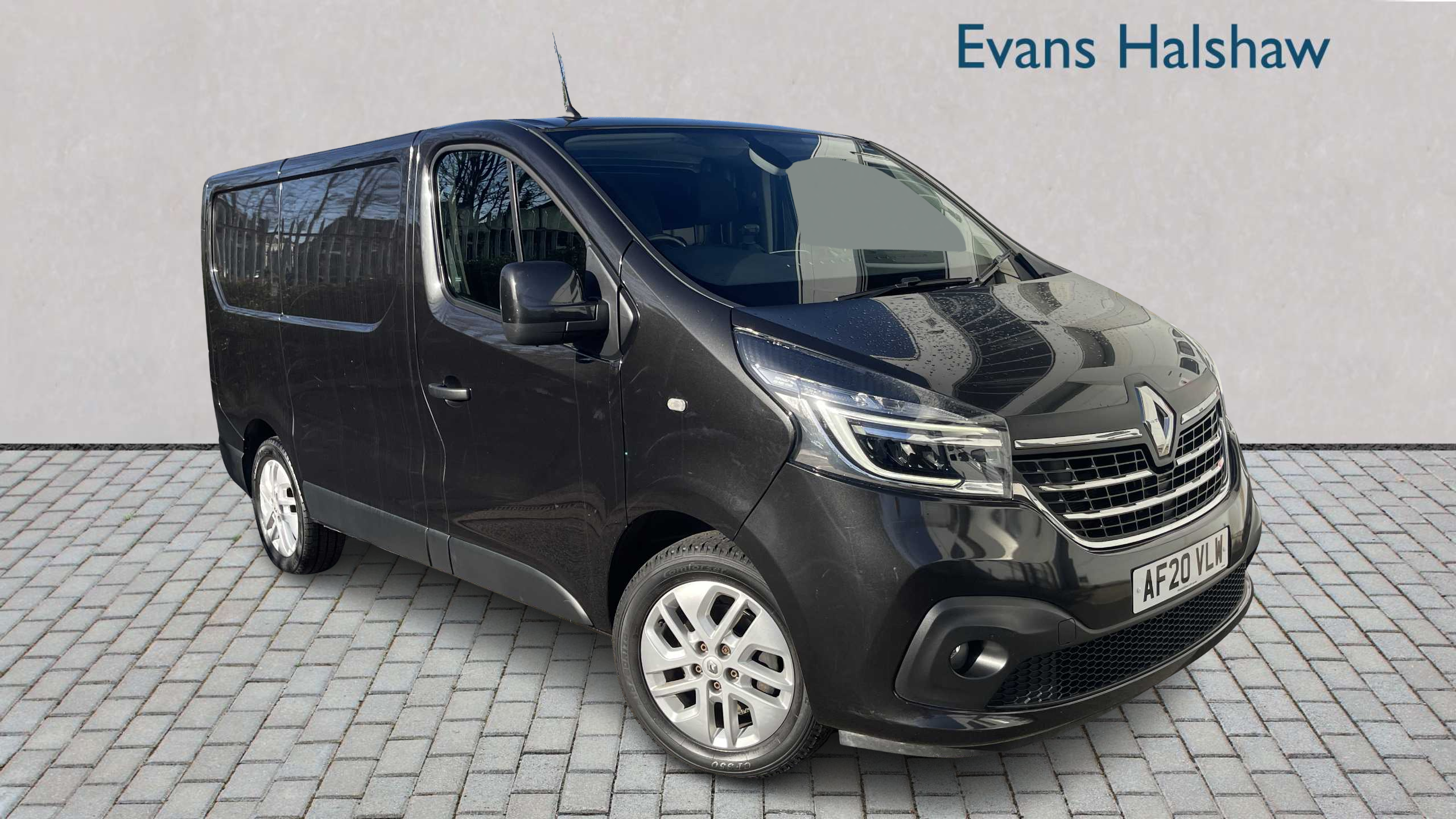 Main listing image - Renault Trafic