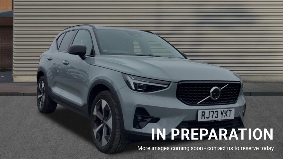 Main listing image - Volvo XC40