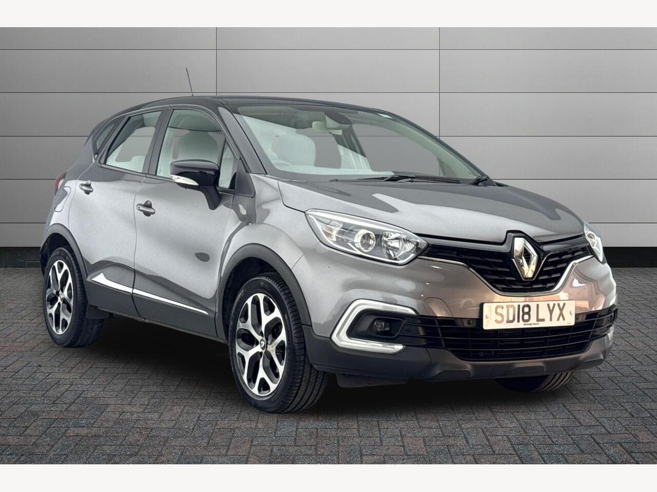 Main listing image - Renault Captur