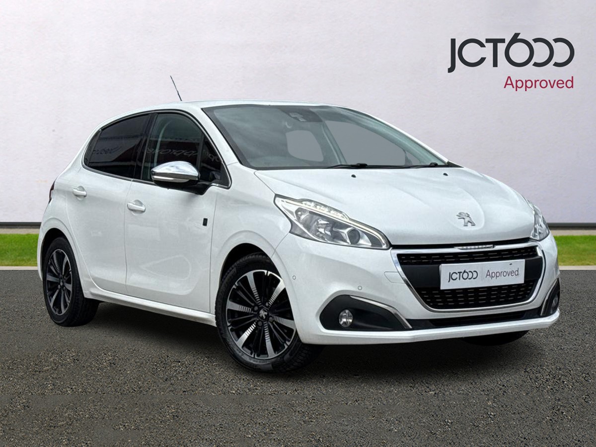 Main listing image - Peugeot 208