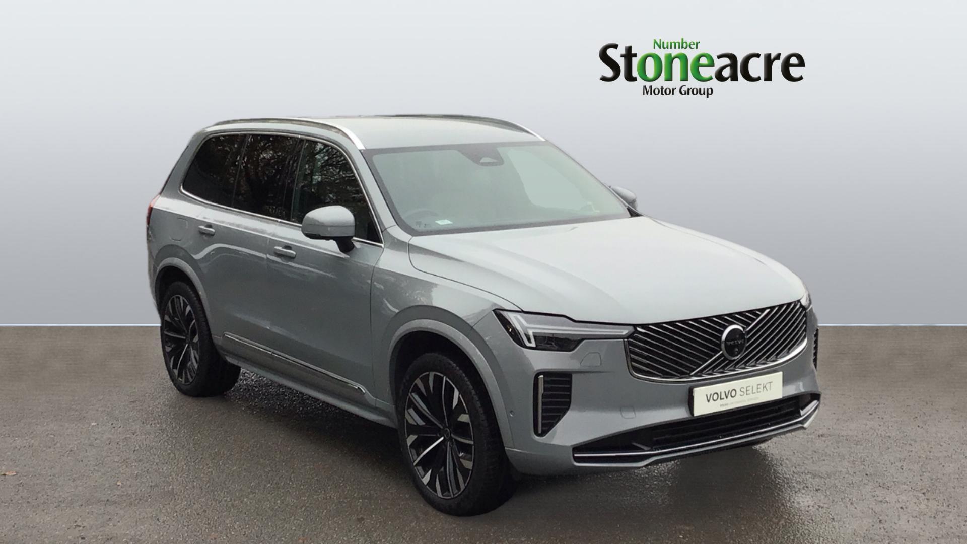 Main listing image - Volvo XC90