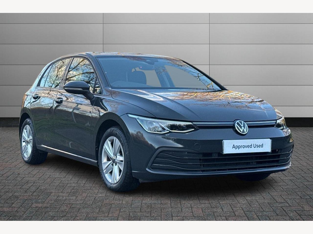 Main listing image - Volkswagen Golf