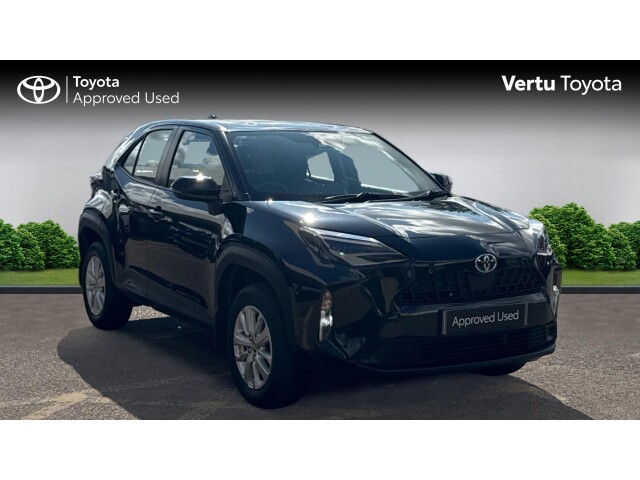 Main listing image - Toyota Yaris Cross