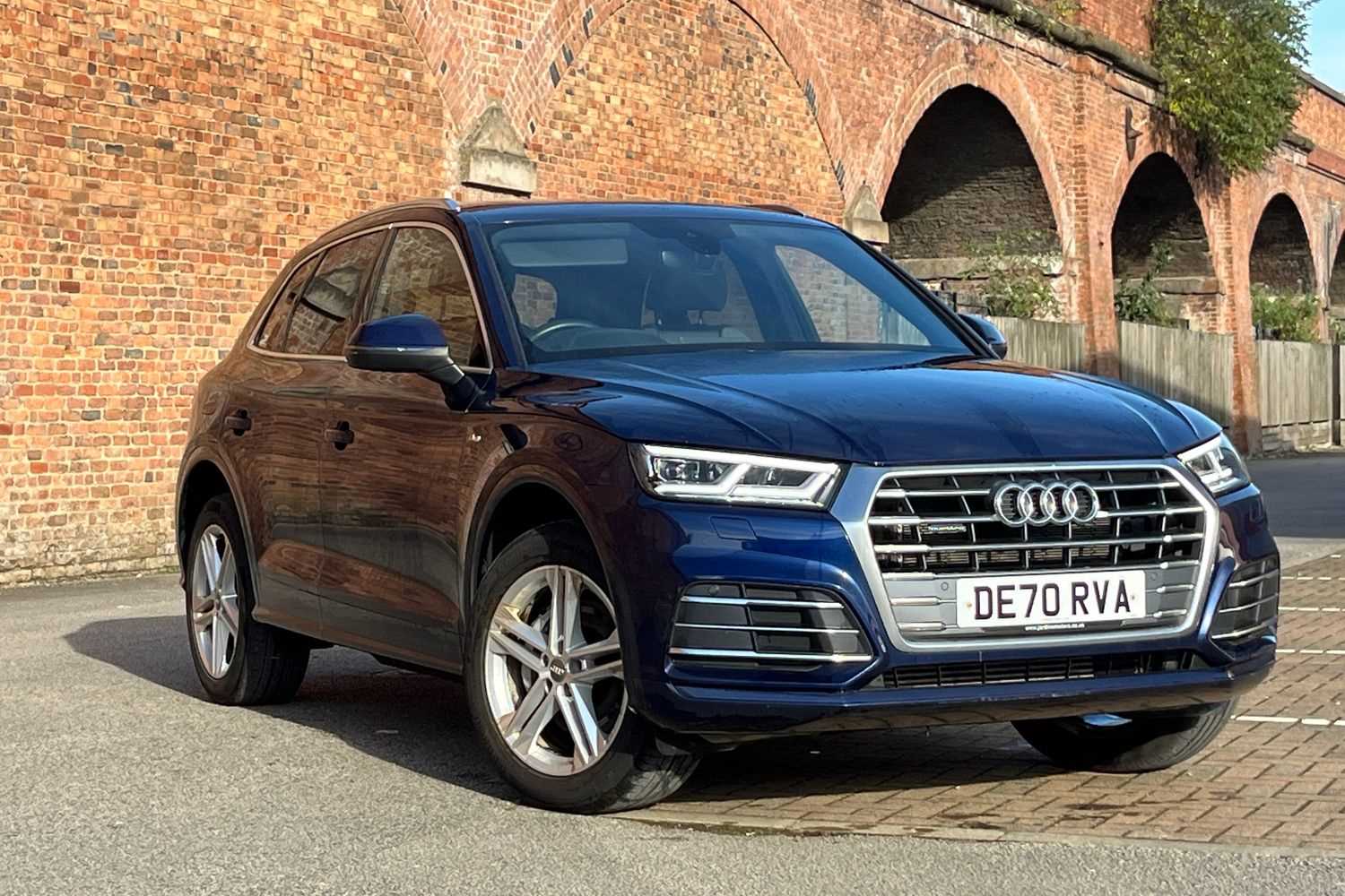 Main listing image - Audi Q5