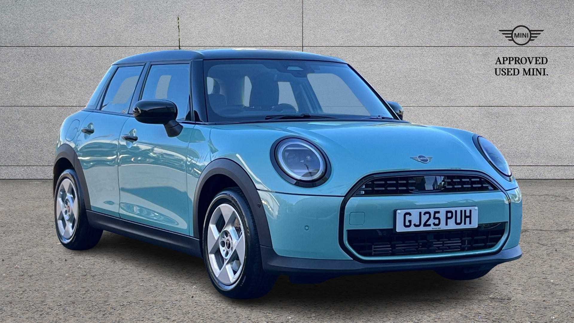 Main listing image - MINI Hatchback 5dr